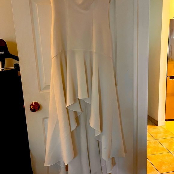 Beautiful BCBG high low dress size 8 - Picture 5 of 5